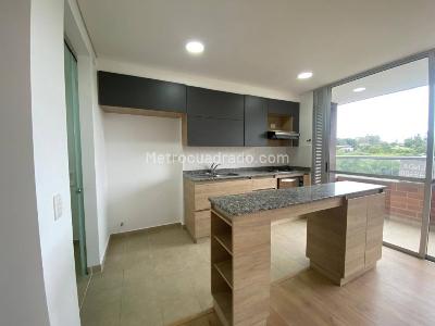 Apartamento de 3 alcobas en venta en Los Colegios, Rionegro, 80 m² · foto 2 de 20