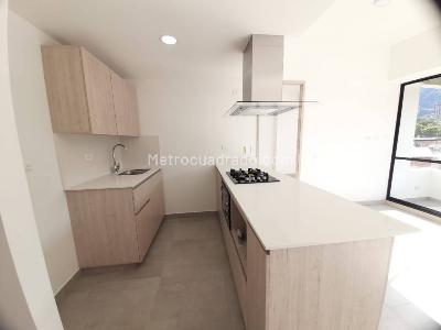 Apartamento de 2 alcobas en venta en Santa Ana, Bello, 63 m² · foto 3 de 18