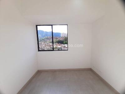 Apartamento de 2 alcobas en venta en Santa Ana, Bello, 63 m² · foto 8 de 18