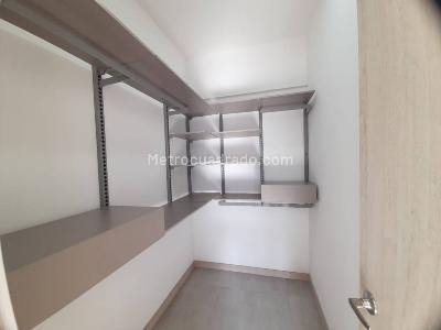 Apartamento de 2 alcobas en venta en Santa Ana, Bello, 63 m² · foto 9 de 18