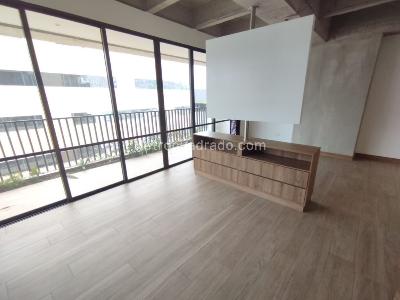 Apartaestudio en venta en Ciudad Del Rio, Medellín, 68 m² · foto 2 de 11