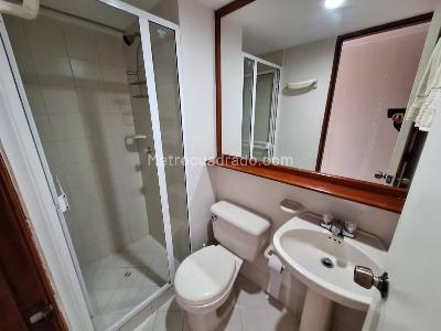 Apartamento de 2 alcobas en arriendo en San Diego, Medellín, 100 m² · foto 10 de 20