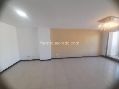 Apartamento de 3 alcobas en arriendo en Conquistadores, Medellín, 110 m² · foto 7 de 20