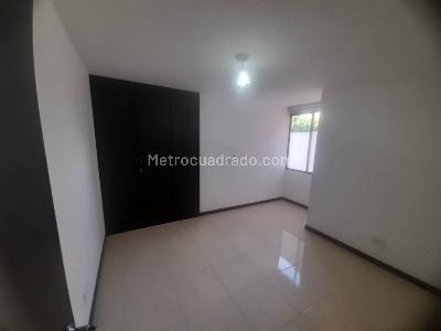 Apartamento de 3 alcobas en arriendo en Conquistadores, Medellín, 110 m² · foto 13 de 20
