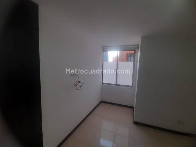 Apartamento de 3 alcobas en arriendo en Conquistadores, Medellín, 110 m² · foto 14 de 20