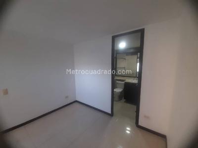 Apartamento de 3 alcobas en arriendo en Conquistadores, Medellín, 110 m² · foto 17 de 20