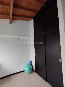 Casa de 3 alcobas en venta en Los Colegios, Rionegro, 170 m² · foto 14 de 17