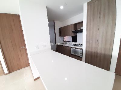 Apartaestudio en arriendo en Loma Del Escobero, Envigado, 62 m² · foto 10 de 15