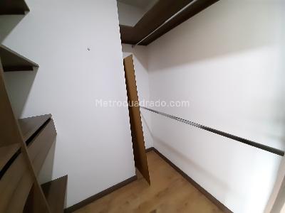 Apartaestudio en arriendo en Loma Del Escobero, Envigado, 62 m² · foto 7 de 15