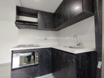 Apartamento de 2 alcobas en venta en Loma De San Jose, Sabaneta, 56 m² · foto 5 de 18