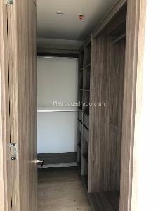 Apartamento de 2 alcobas en arriendo en Cola Del Zorro, Medellín, 90 m² · foto 9 de 9