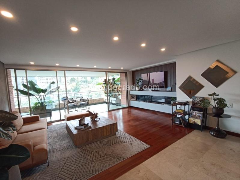 Apartamento Amplio de 3 Alcobas cerca al Parque El Tesoro - 5