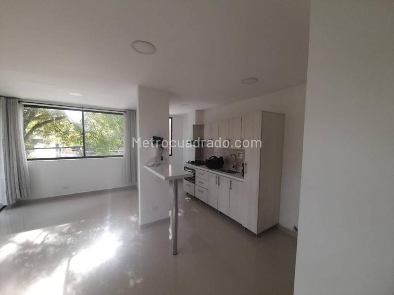 Apartamento Dúplex Amplio de 3 Alcobas en Belén La Palma