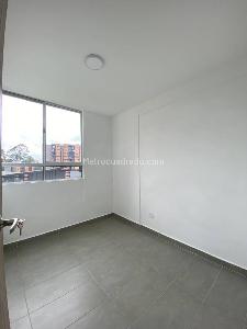 Apartamento de 3 alcobas en venta en Fontibon, Rionegro, 60 m² · foto 2 de 15