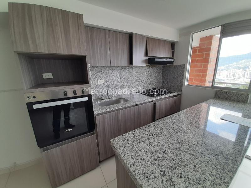 Apartamento de 3 alcobas en La Aldea, La Estrella - 2