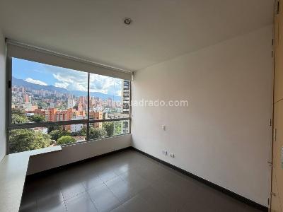 Apartamento en arriendo en Lalinde, Medellín · foto 10 de 18