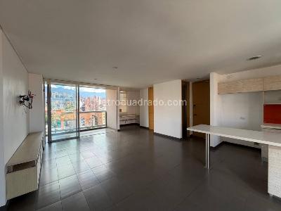 Apartamento en arriendo en Lalinde, Medellín · foto 6 de 18