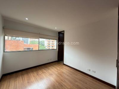Apartamento de 3 alcobas en arriendo en El Poblado, Medellín, 140 m² · foto 14 de 19