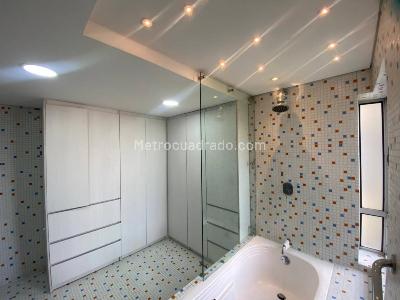 Apartamento de 1 alcoba en arriendo en Castropol, Medellín, 70 m² · foto 13 de 15