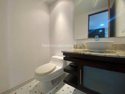 Apartamento de 1 alcoba en arriendo en Castropol, Medellín, 70 m² · foto 14 de 15