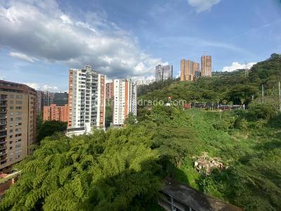 Apartamento de 1 alcoba en arriendo en Castropol, Medellín, 70 m² · foto 8 de 15