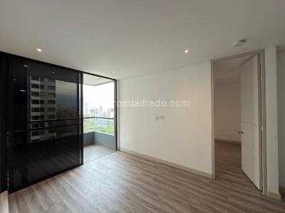 Apartaestudio en arriendo en El Tesoro, Medellín, 65 m² · foto 4 de 12