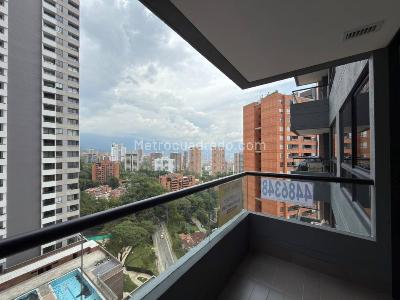 Apartaestudio en arriendo en El Tesoro, Medellín, 65 m² · foto 6 de 12