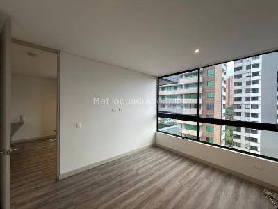 Apartaestudio en arriendo en El Tesoro, Medellín, 65 m² · foto 8 de 12