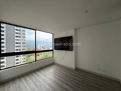 Apartaestudio en arriendo en El Tesoro, Medellín, 65 m² · foto 10 de 12