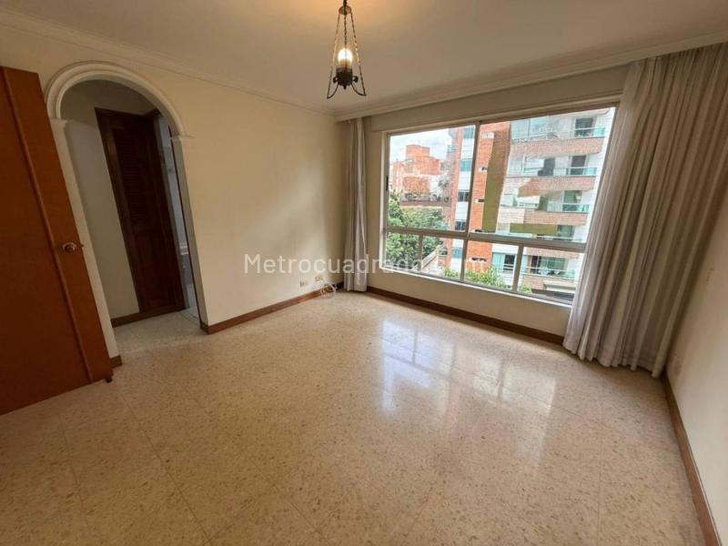Apartamento Amplio de 4 Alcobas en Santa María de los Ángeles - 2