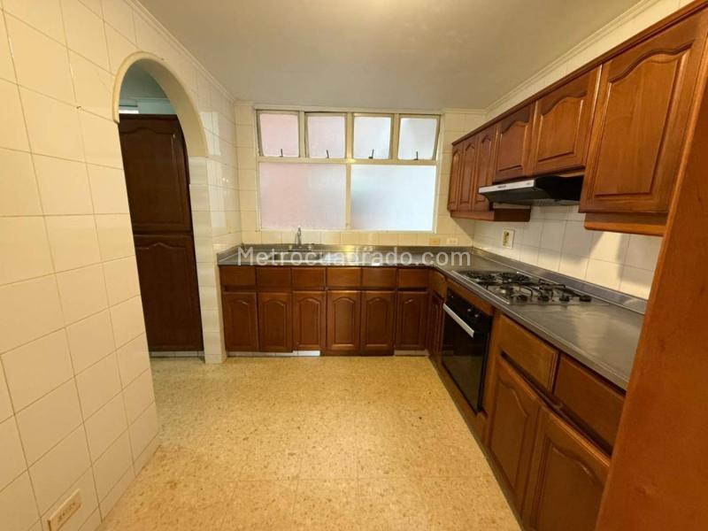 Apartamento Amplio de 4 Alcobas en Santa María de los Ángeles - 9