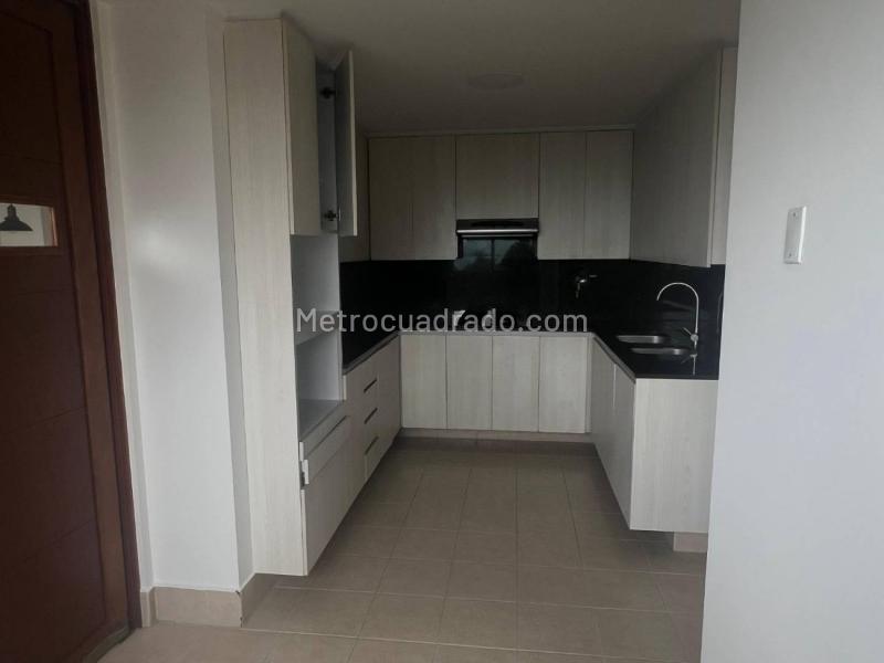 Apartamento de 3 alcobas en San Lucas, El Poblado (175 m²) - 2