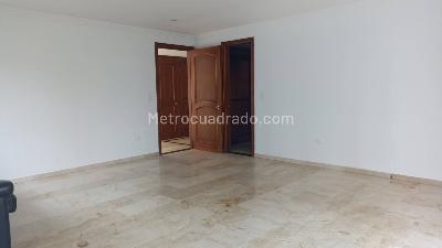 Apartamento de 4 alcobas en venta en El Poblado, Medellín, 250 m² · foto 10 de 18