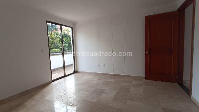 Apartamento de 4 alcobas en venta en El Poblado, Medellín, 250 m² · foto 12 de 18