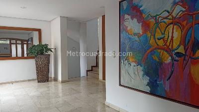 Apartamento de 4 alcobas en venta en El Poblado, Medellín, 250 m² · foto 18 de 18