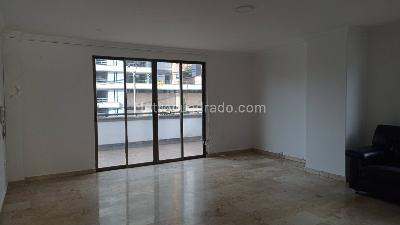 Apartamento de 4 alcobas en venta en El Poblado, Medellín, 250 m² · foto 8 de 18