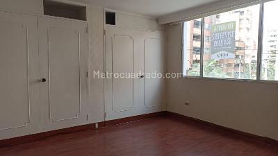 Apartamento de 3 alcobas en venta en Laureles, Medellín, 189 m² · foto 8 de 20