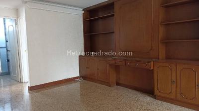 Apartamento de 3 alcobas en venta en Laureles, Medellín, 189 m² · foto 12 de 20