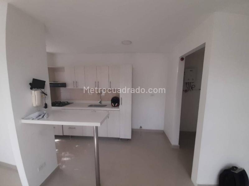 Spacious 3BR Apartment in Belen La Palma - 2