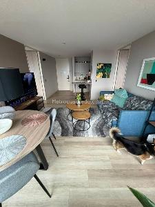 Apartaestudio en venta en El Poblado, Medellín, 77 m² · foto 2 de 6