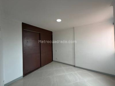 Apartamento de 3 alcobas en venta en Laureles, Medellín, 112 m² · foto 13 de 18