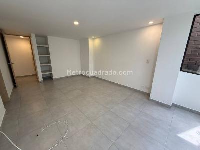 Apartamento de 5 alcobas en venta en El Poblado, Medellín, 190 m² · foto 17 de 20