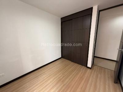 Apartamento de 3 alcobas en arriendo en Altos Del Poblado, Medellín, 80 m² · foto 9 de 20