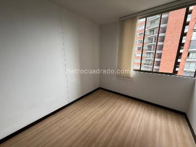 Apartamento de 3 alcobas en arriendo en Altos Del Poblado, Medellín, 80 m² · foto 14 de 20