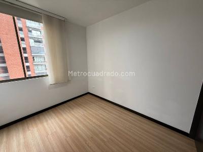 Apartamento de 3 alcobas en arriendo en Altos Del Poblado, Medellín, 80 m² · foto 15 de 20