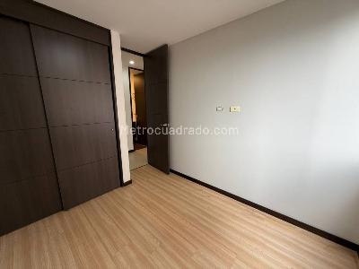 Apartamento de 3 alcobas en arriendo en Altos Del Poblado, Medellín, 80 m² · foto 16 de 20
