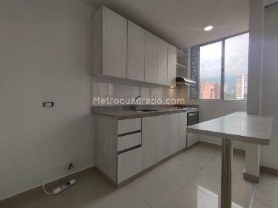 Apartamento en venta en Suramerica, Itagüí · foto 3 de 20