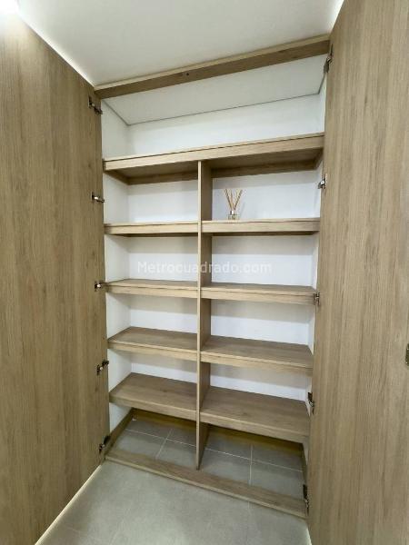 Apartamento de 2 Alcobas en Las Palmas con Amenidades - 9