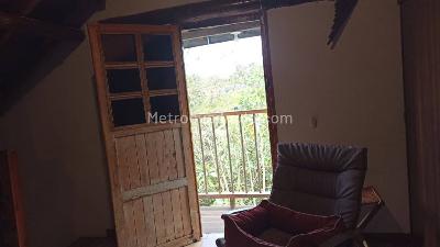 Casa de 3 alcobas en venta en Santa Elena, Medellín, 1166 m² · foto 11 de 20