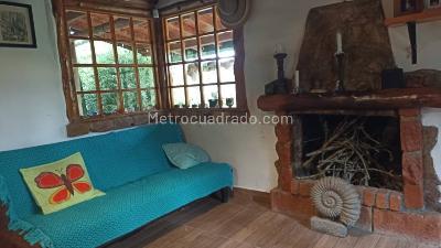 Casa de 3 alcobas en venta en Santa Elena, Medellín, 1166 m² · foto 2 de 20